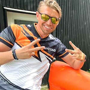 Jack Søgaard er co-founder, bogholder og ideudvikler af first person-computerspillet EVOTAG udendørsspil fysisk aktivt spil lasertag 