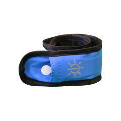 Grønt og blåt LED armbånd med tre forskellige funktioner passer til alle størrelser